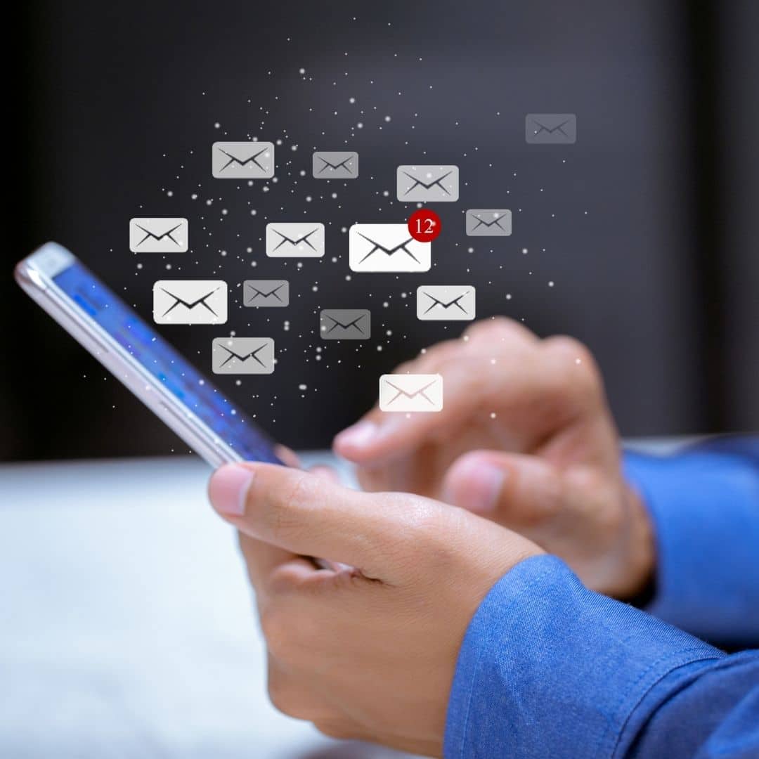 8 expert tips on how to organise your inbox